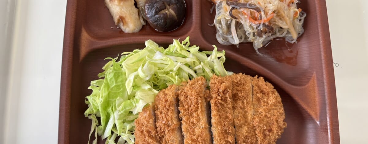 【親和の学生寮】今日の晩ごはん☆とんかつ