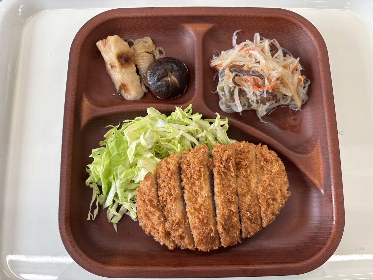 【親和の学生寮】今日の晩ごはん☆とんかつ