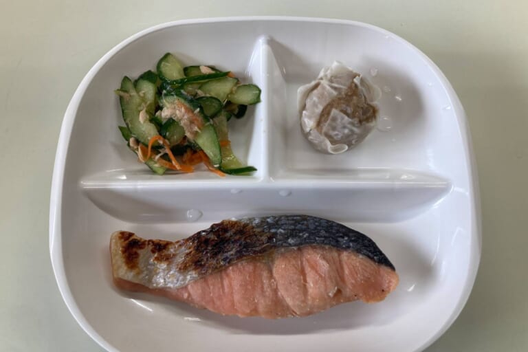 【親和の学生寮】今日の朝ごはん☆焼き魚