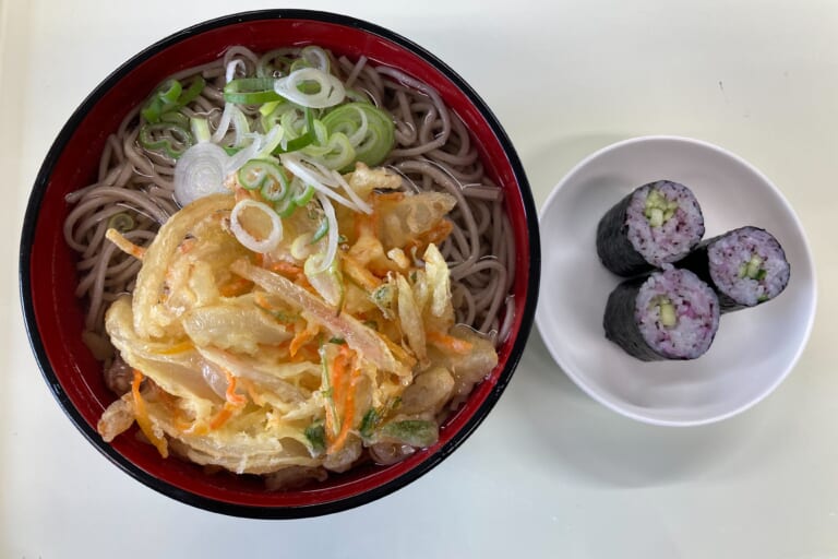 【親和の学生寮】今日の晩ごはん☆かきあげそば