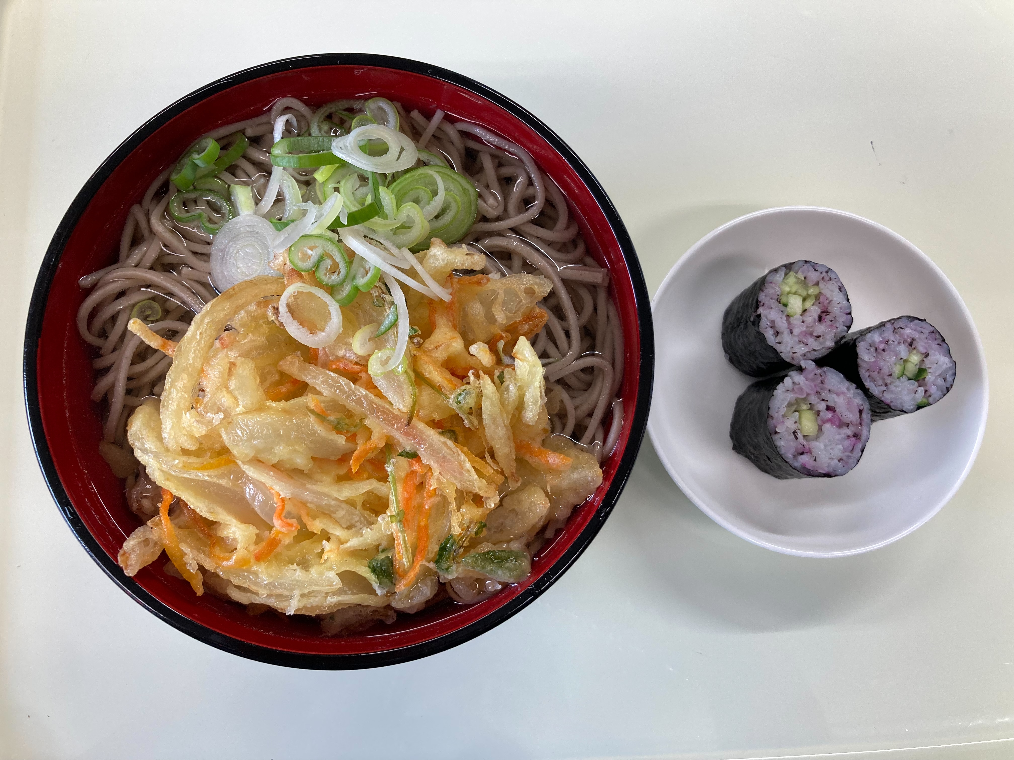 【親和の学生寮】今日の晩ごはん☆かきあげそば