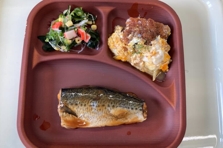 【親和の学生寮】今日の晩ごはん☆サバ味噌煮