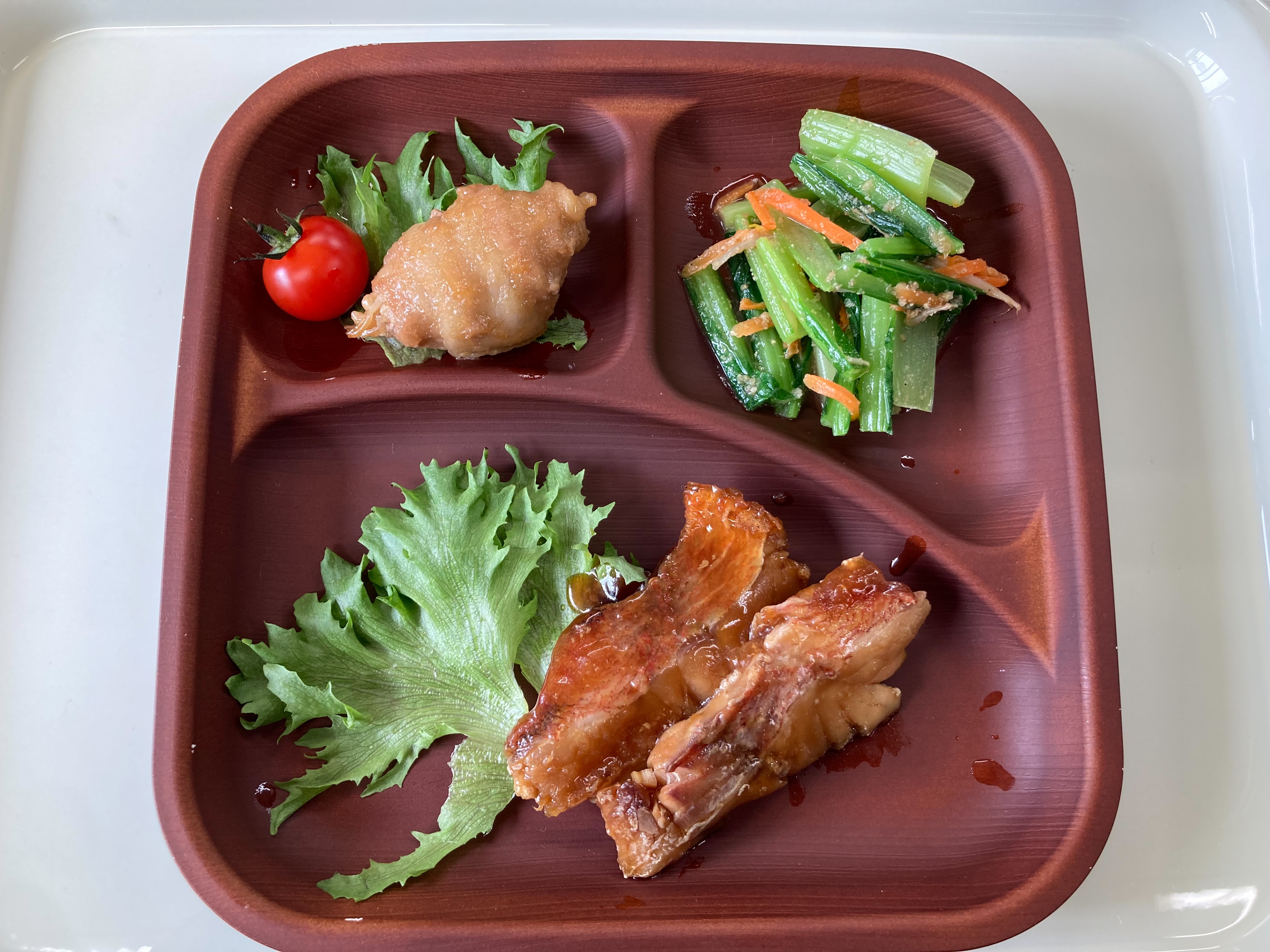 【親和の学生寮】今日の晩ごはん☆えのきの肉巻き