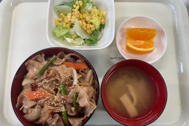 【親和の学生寮】今日の晩ごはん☆焼肉丼