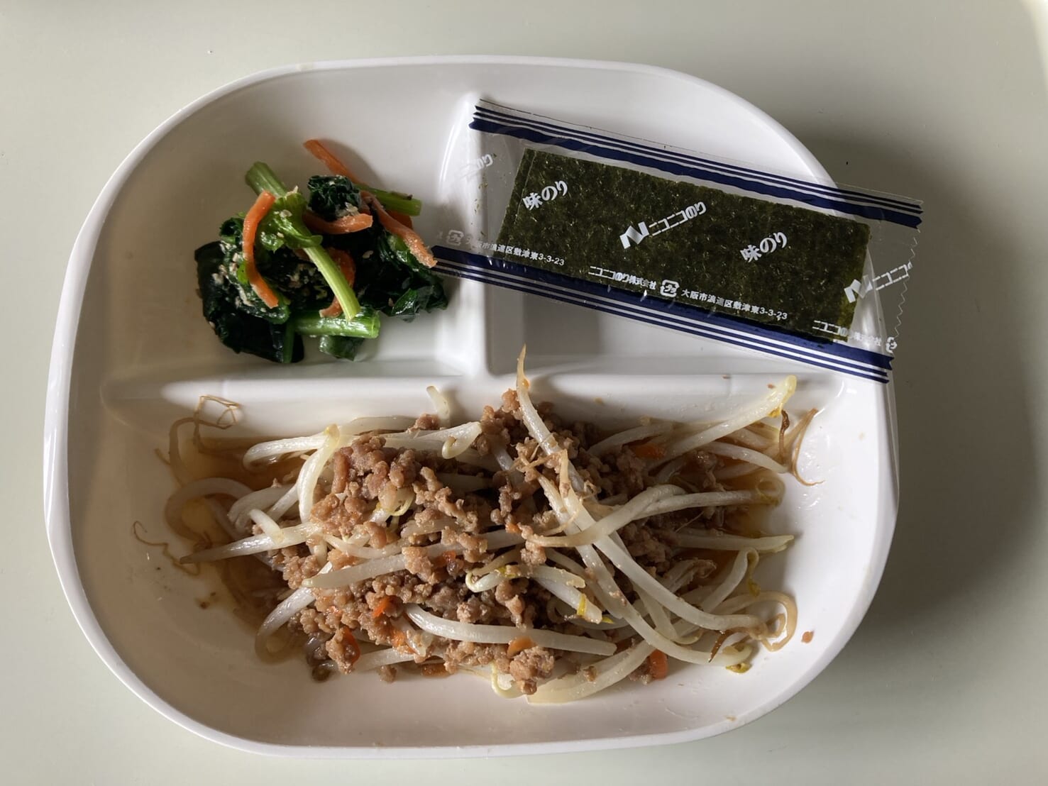 【親和の学生寮】今日の朝ごはん☆豚もやし炒め