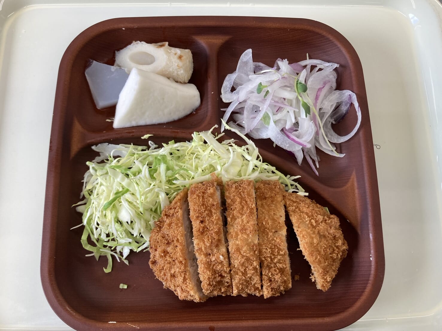 【親和の学生寮】今日の晩ごはん☆とんかつ