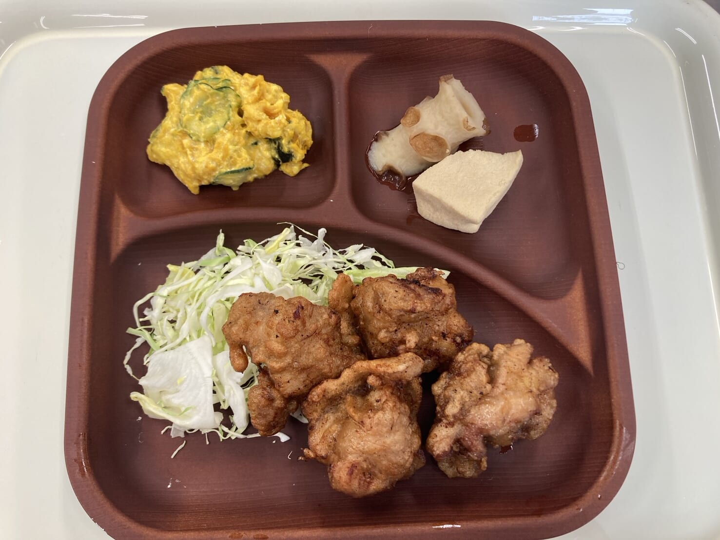 【親和の学生寮】今日の晩ごはん☆からあげ