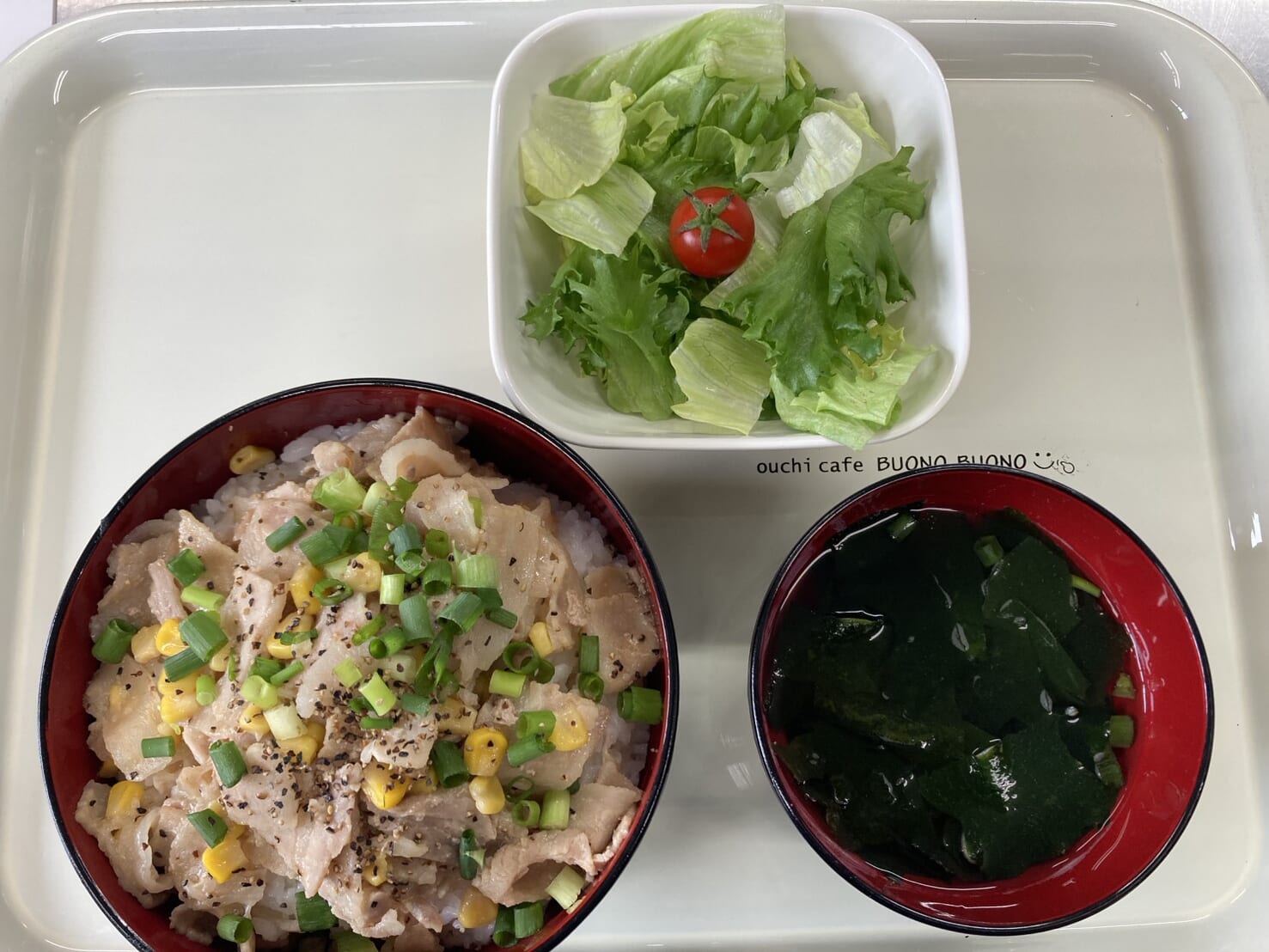 【親和の学生寮】今日の晩ごはん☆みそバタコーン丼