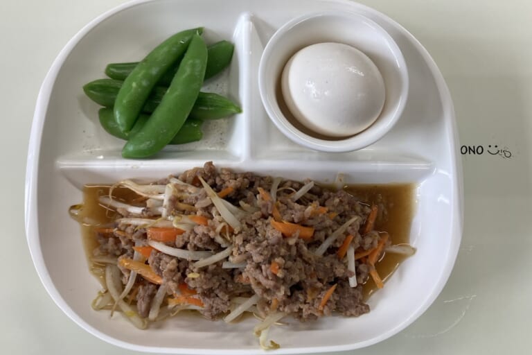 【親和の学生寮】今日の朝ごはん☆豚もやし炒め