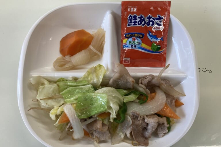 【親和の学生寮】今日の朝ごはん☆肉野菜炒め