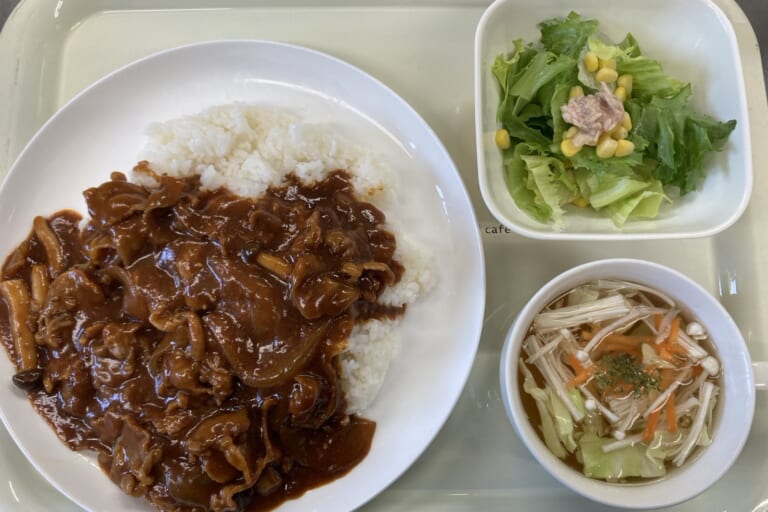【親和の学生寮】今日の晩ごはん☆ハヤシライス