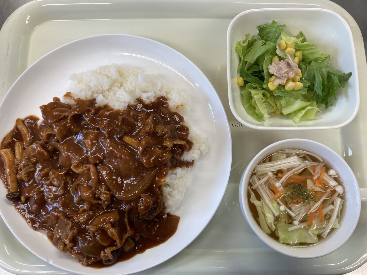 【親和の学生寮】今日の晩ごはん☆ハヤシライス