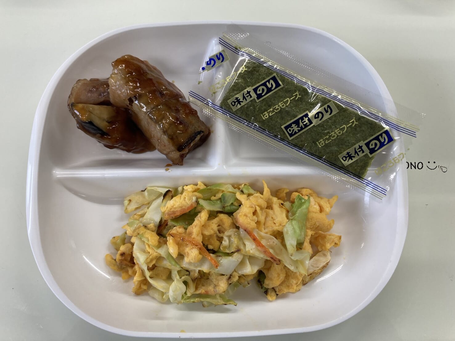 【親和の学生寮】今日の朝ごはん☆キャベツのたまご炒め