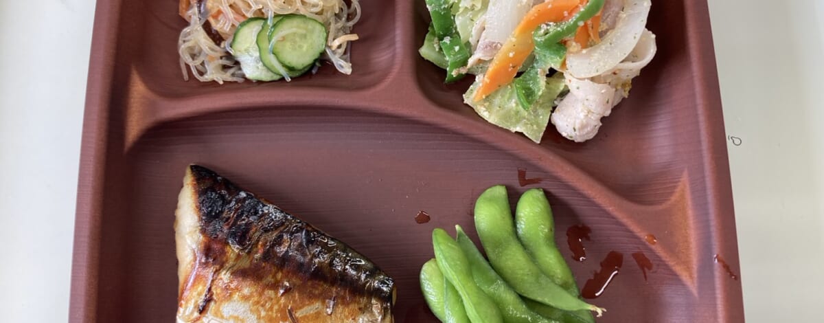 【親和の学生寮】今日の晩ごはん☆焼魚と枝豆
