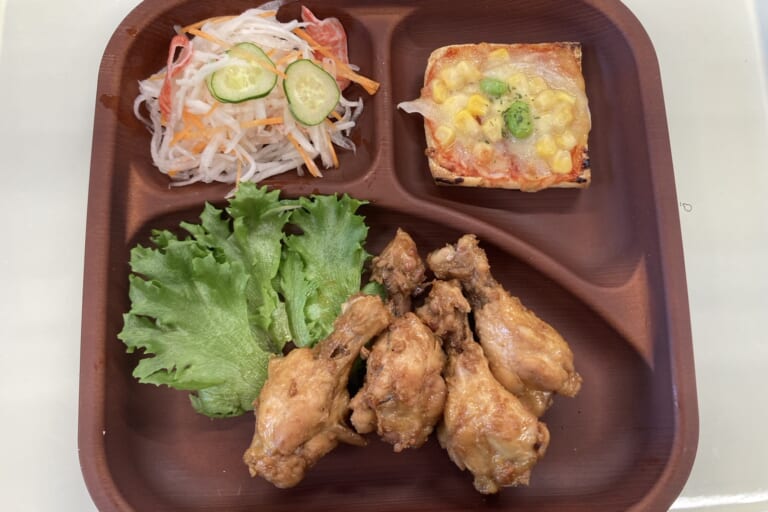 【親和の学生寮】今日の晩ごはん☆手羽先のさっぱり煮