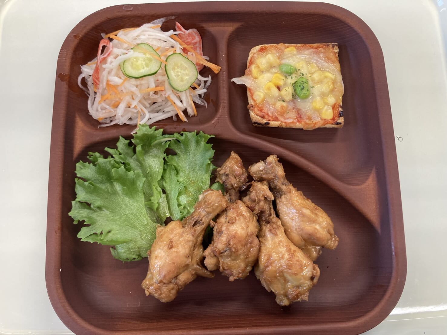 【親和の学生寮】今日の晩ごはん☆手羽先のさっぱり煮