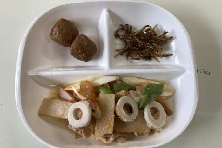 【親和の学生寮】今日の朝ごはん☆メンマ炒め