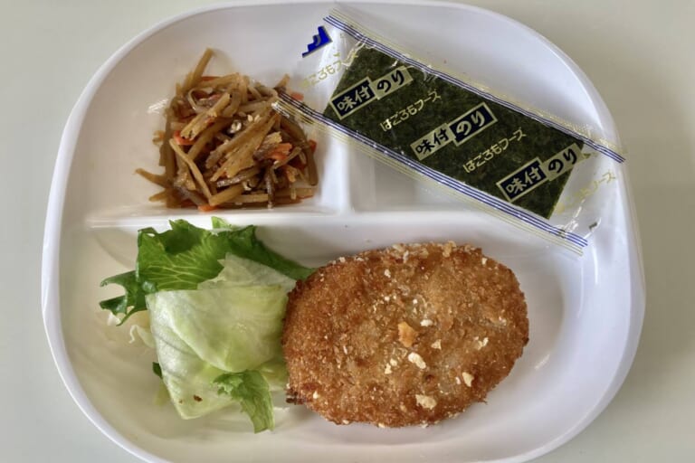 【親和の学生寮】今日の朝ごはん☆コロッケ
