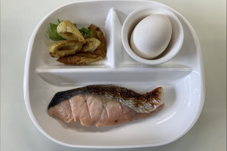 【親和の学生寮】今日の朝ごはん☆焼き魚
