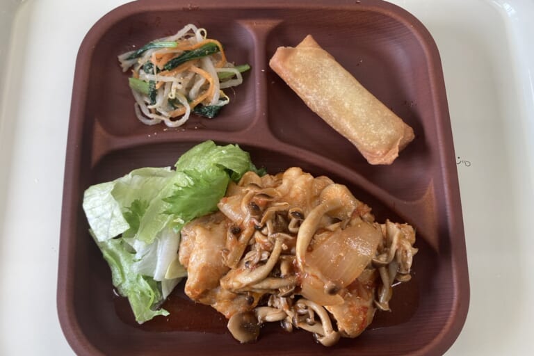 【親和の学生寮】今日の晩ごはん☆チキンのトマト煮