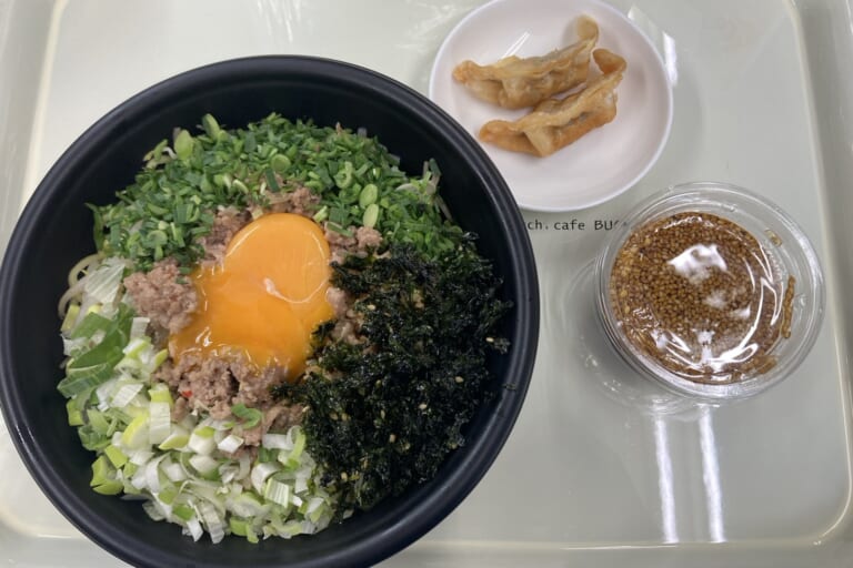 【親和の学生寮】今日の晩ごはん☆まぜそば