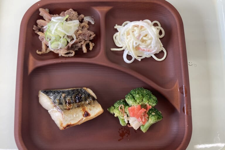【親和の学生寮】今日の晩ごはん☆焼き魚
