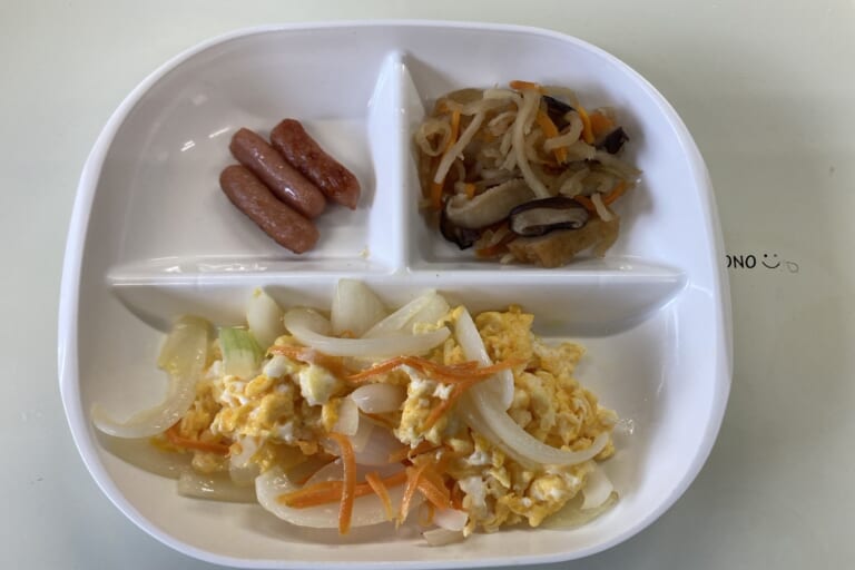 【親和の学生寮】今日の朝ごはん☆玉ねぎたまご炒め