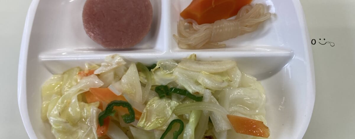 【親和の学生寮】今日の朝ごはん☆野菜炒め