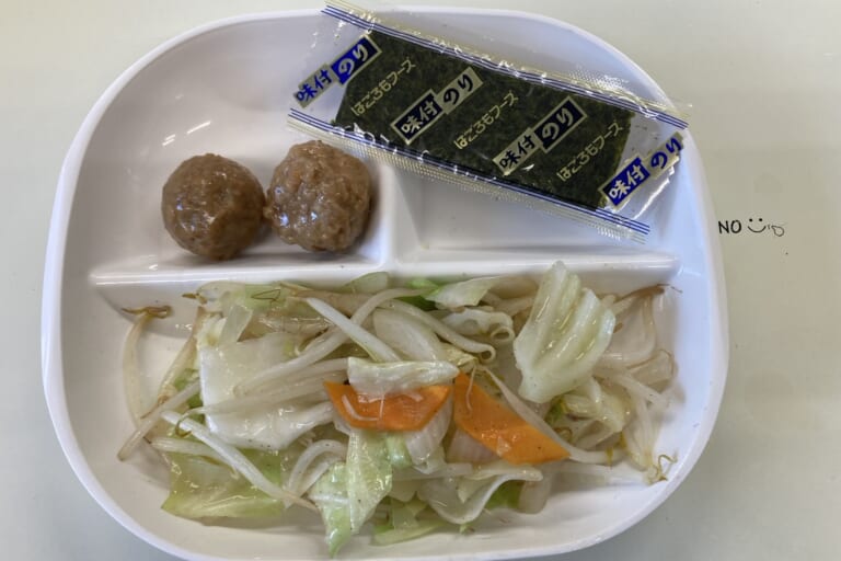 【親和の学生寮】今日の朝ごはん☆野菜炒め