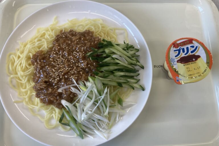 【親和の学生寮】今日の晩ごはん☆ジャージャー麺