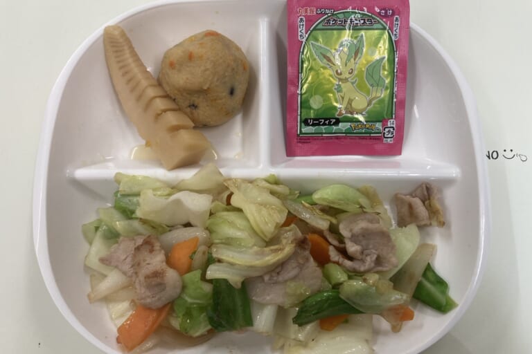【親和の学生寮】今日の朝ごはん☆肉野菜炒め