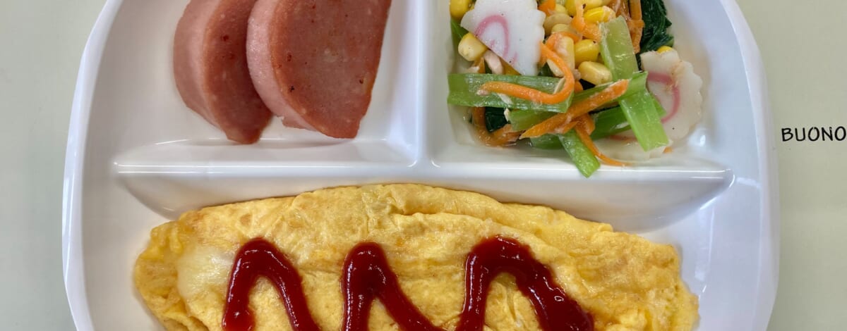 【親和の学生寮】今日の朝ごはん☆チーズオムレツ
