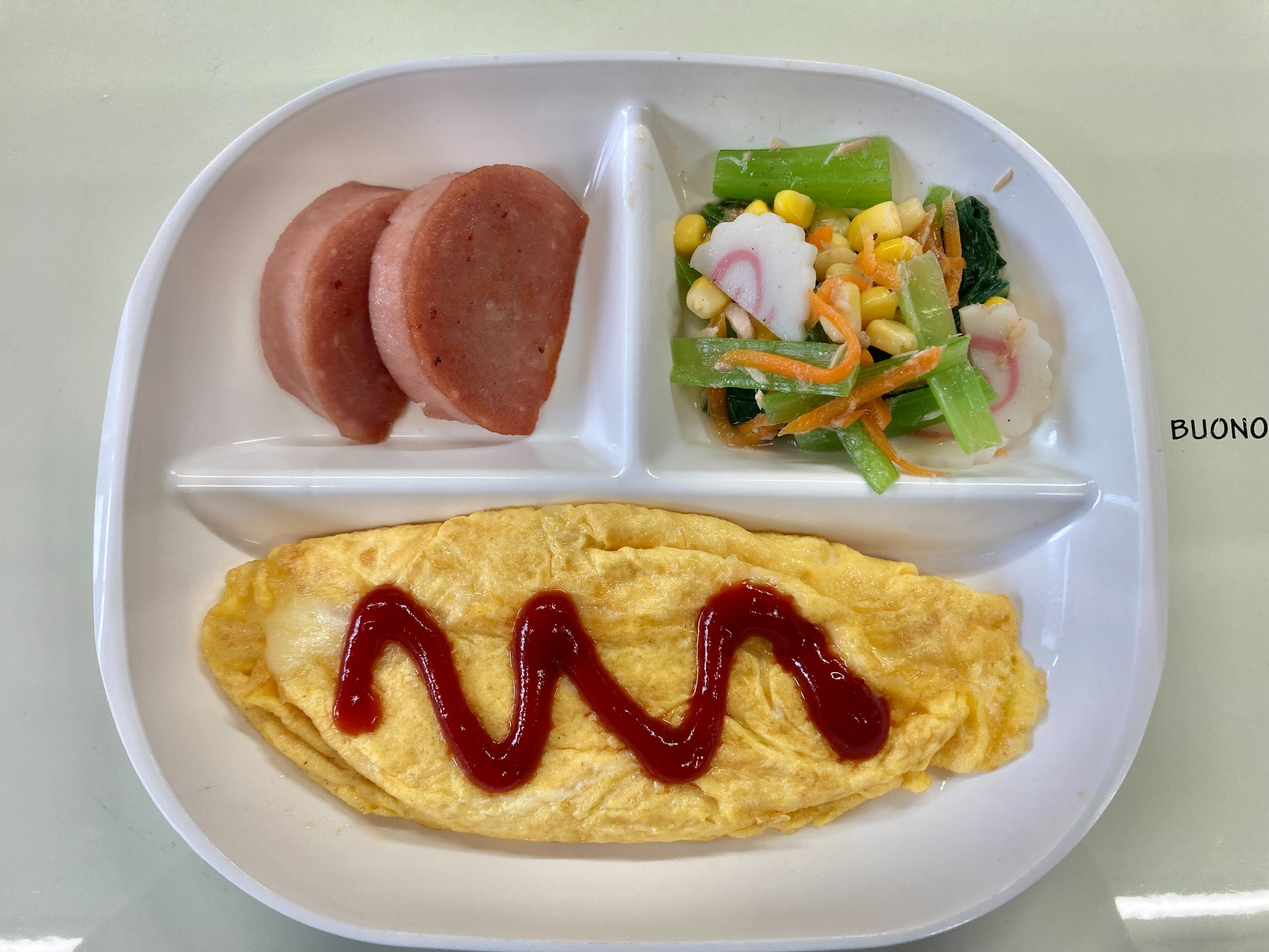 【親和の学生寮】今日の朝ごはん☆チーズオムレツ