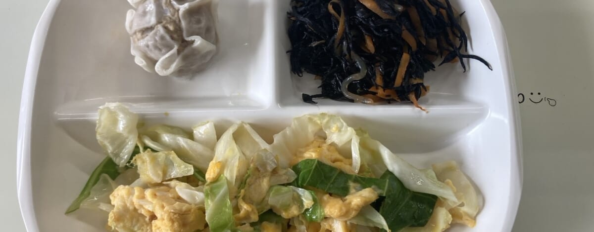 【親和の学生寮】今日の朝ごはん☆キャベツ卵炒め