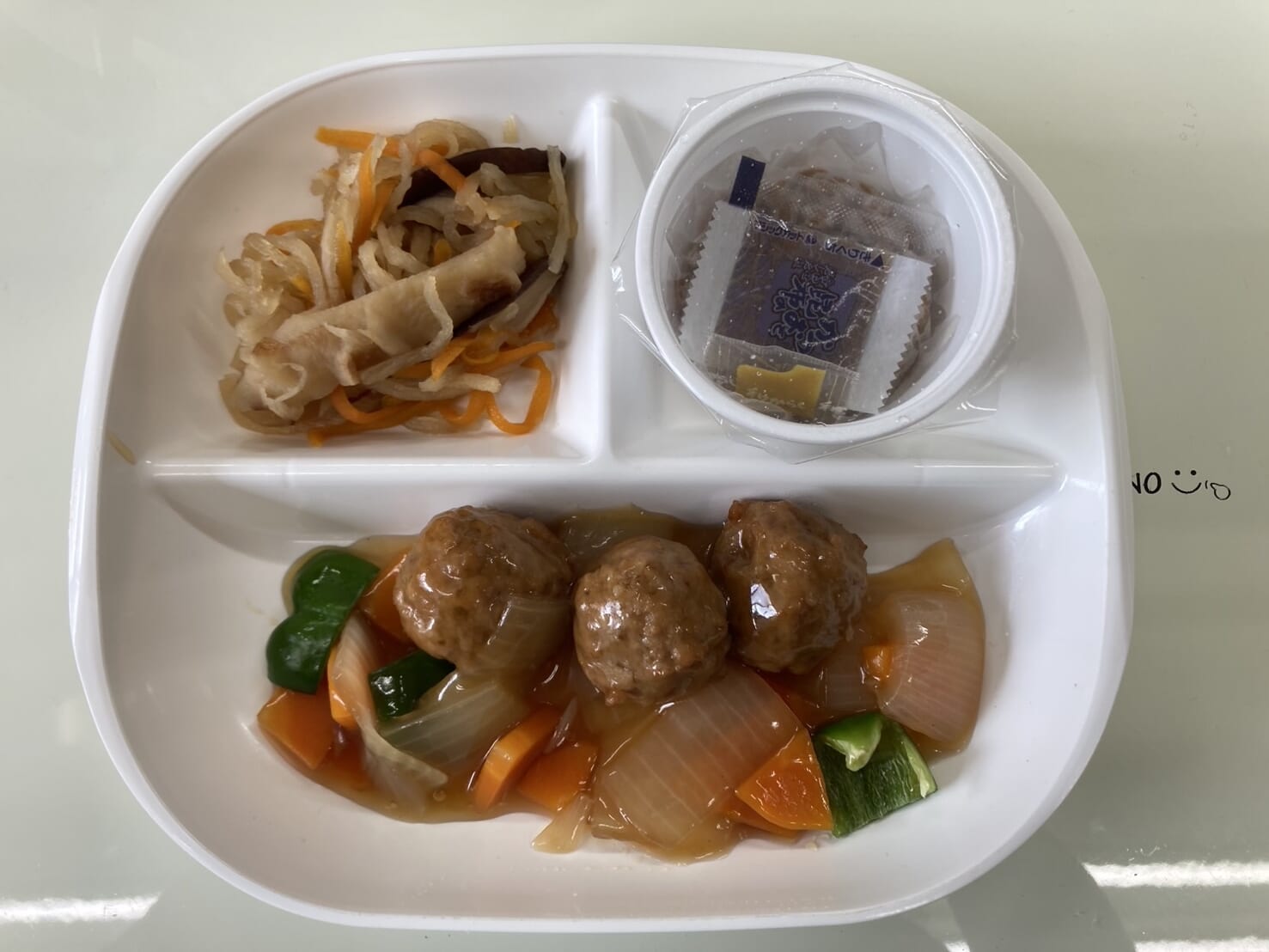 【親和の学生寮】今日の朝ごはん☆ミートボール炒め